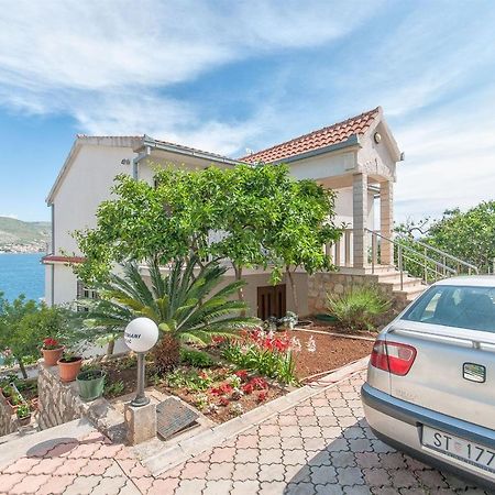 Apartments Natasa Trogir Eksteriør billede